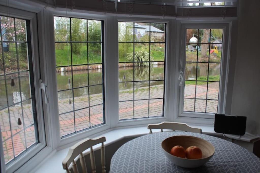 Hidden Gem Canal Facing Retreat With Lovely Walks Hopwas Exterior foto
